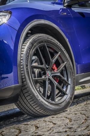 Alfa Romeo Stelvio Sprint 2019 года 